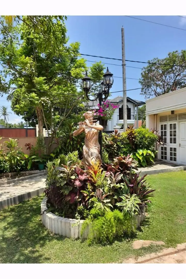 Srilal'S Guest House Negombo Homestay szállás