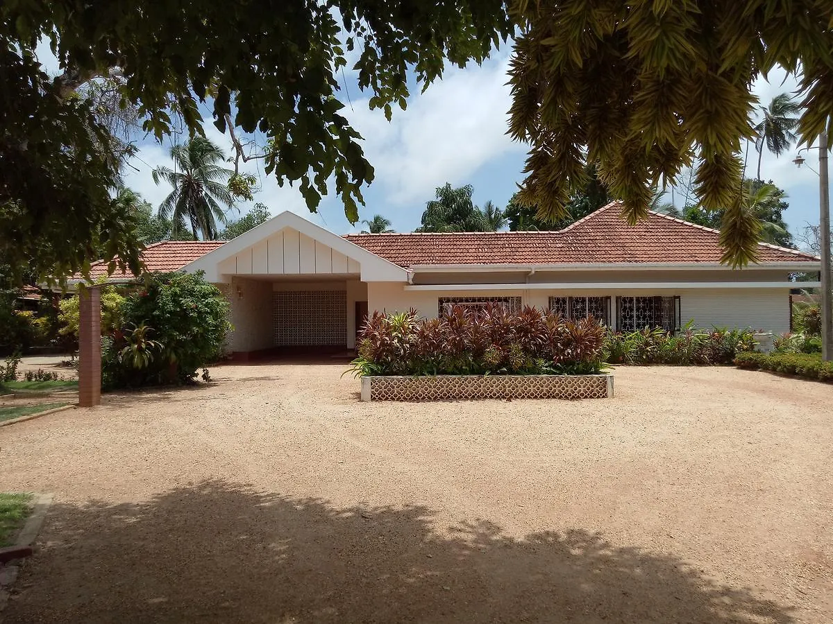 Srilal'S Guest House Negombo