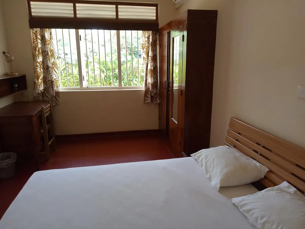 Srilal'S Guest House Negombo